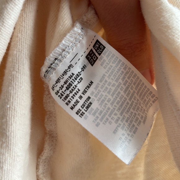 Uniqlo Linen Blend Tee in Ivory - Picture 3 of 4